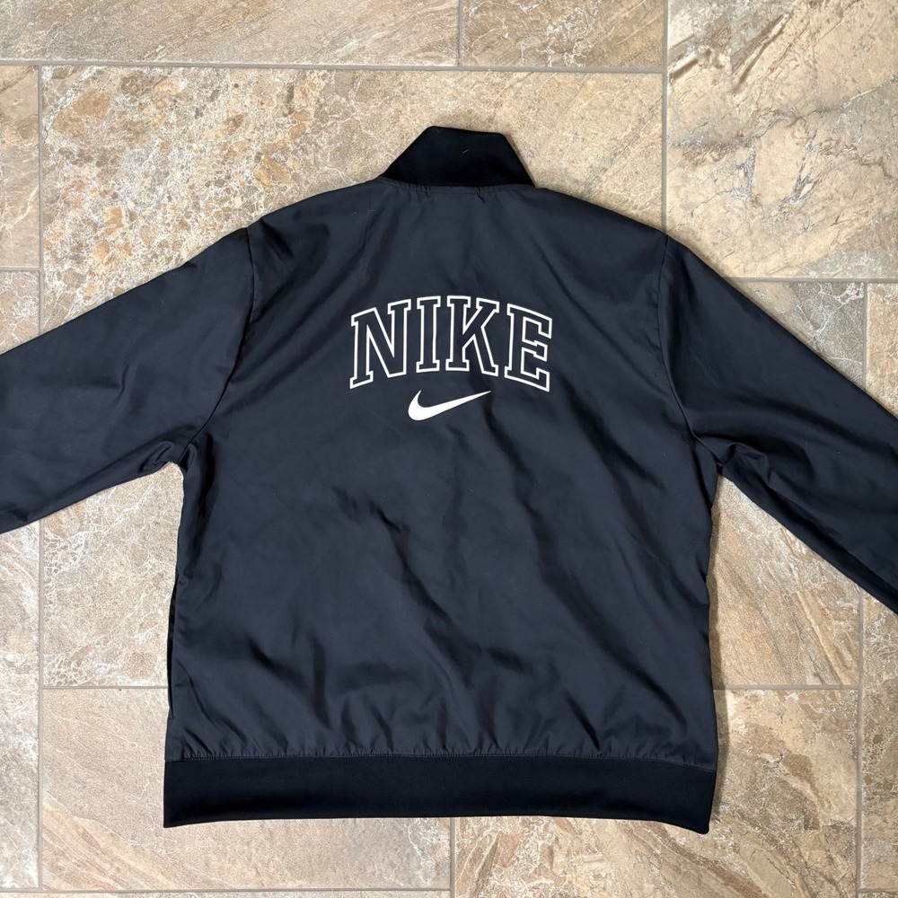 Kids Nike Black Bomber Jacket Lightweight Snap Front Logo Size L G‎ - Picture 4 of 4